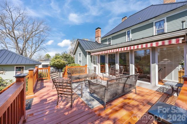 229 N Race Street, Statesville, NC 28677