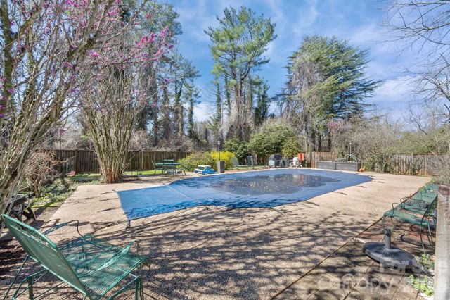 229 N Race Street, Statesville, NC 28677