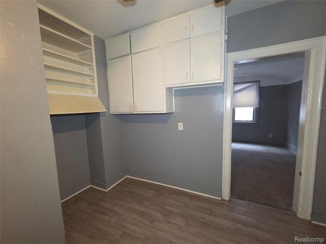 13181 Stoepel Street, Detroit, MI 48238