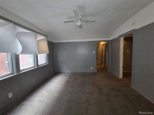 13181 Stoepel Street, Detroit, MI 48238
