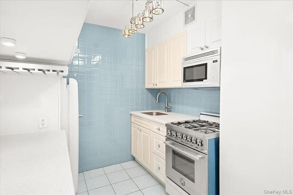131 W 85th Street FE1, New York (manhattan), NY 10024 — photo 3