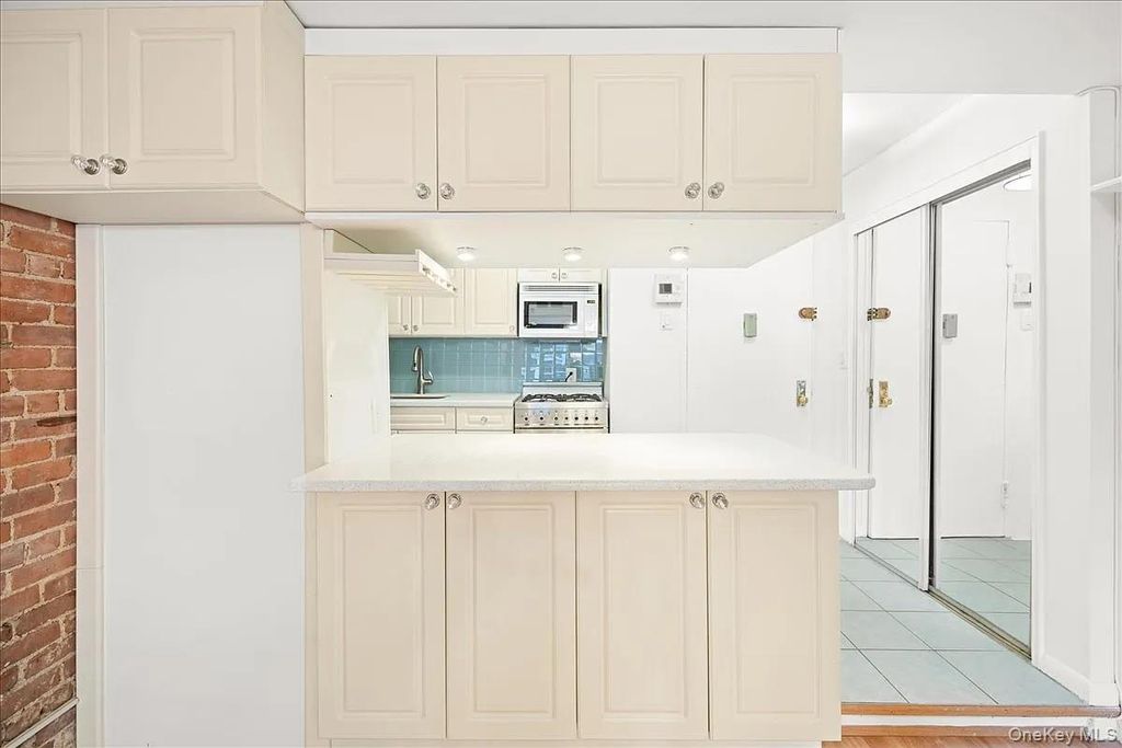 131 W 85th Street FE1, New York (manhattan), NY 10024 — photo 4
