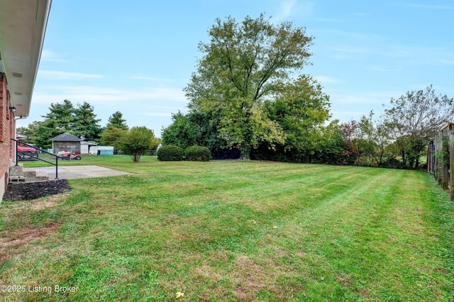 114 Clear Creek Rd, Eminence, KY 40019