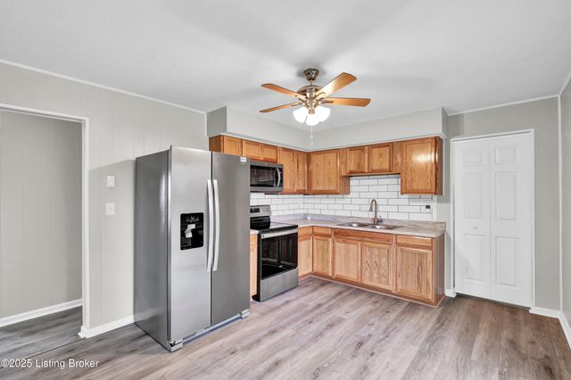 114 Clear Creek Rd, Eminence, KY 40019