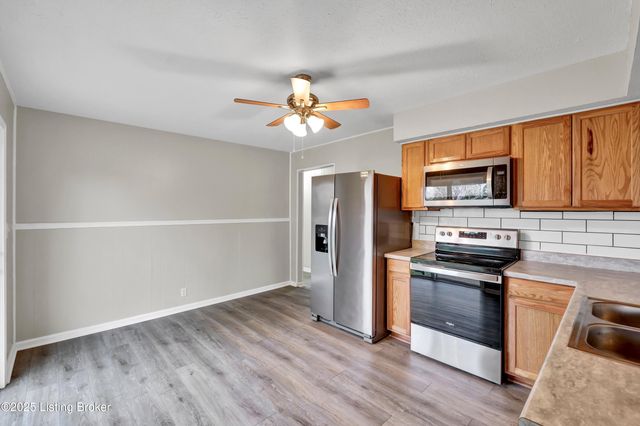 114 Clear Creek Rd, Eminence, KY 40019