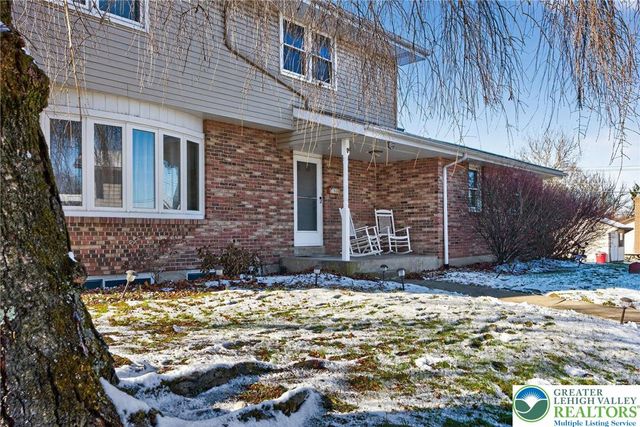 1900 Hokendauqua Avenue, Northampton Boro, PA 18067