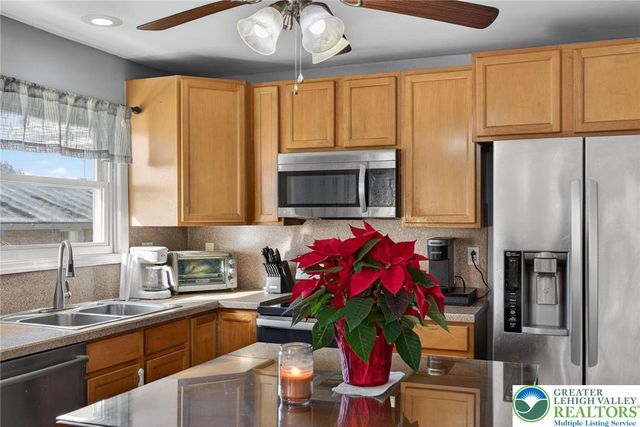 1900 Hokendauqua Avenue, Northampton Boro, PA 18067