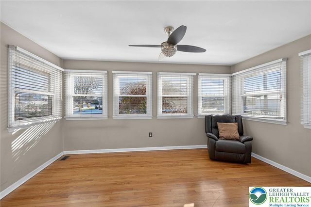 1900 Hokendauqua Avenue, Northampton Boro, PA 18067