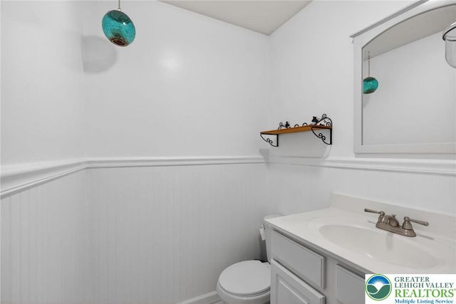 1900 Hokendauqua Avenue, Northampton Boro, PA 18067