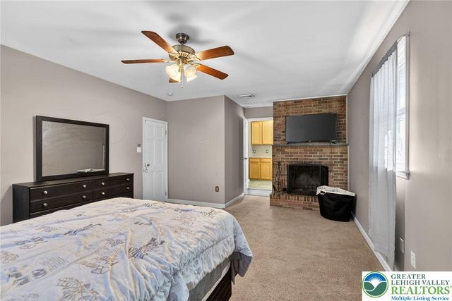 1900 Hokendauqua Avenue, Northampton Boro, PA 18067