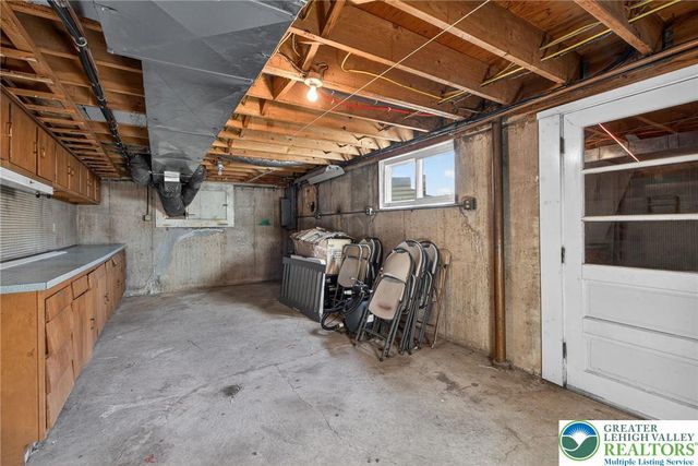 1900 Hokendauqua Avenue, Northampton Boro, PA 18067