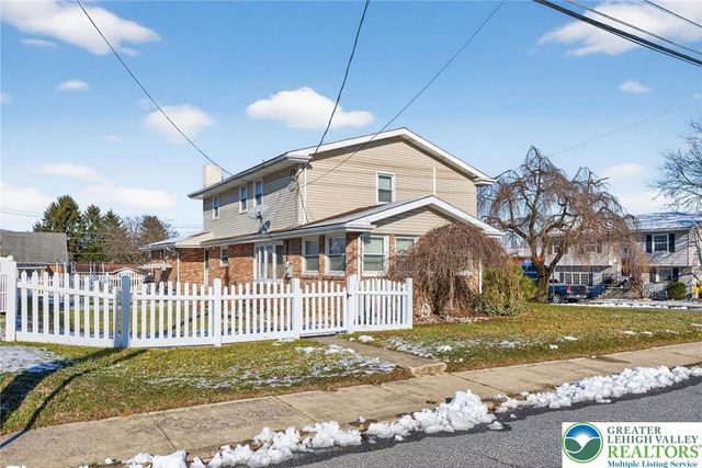 1900 Hokendauqua Avenue, Northampton Boro, PA 18067