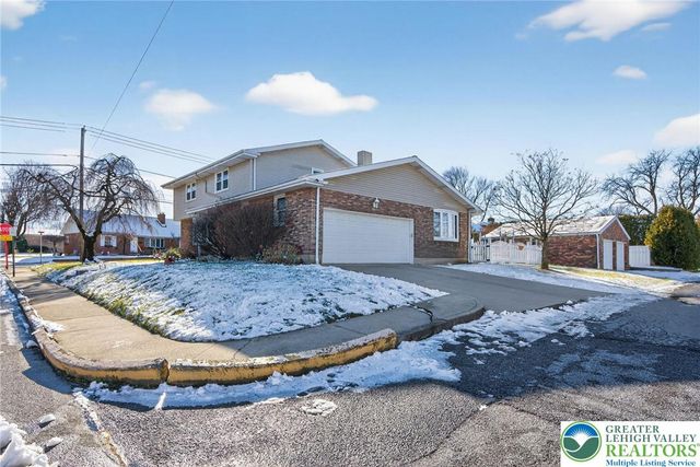 1900 Hokendauqua Avenue, Northampton Boro, PA 18067