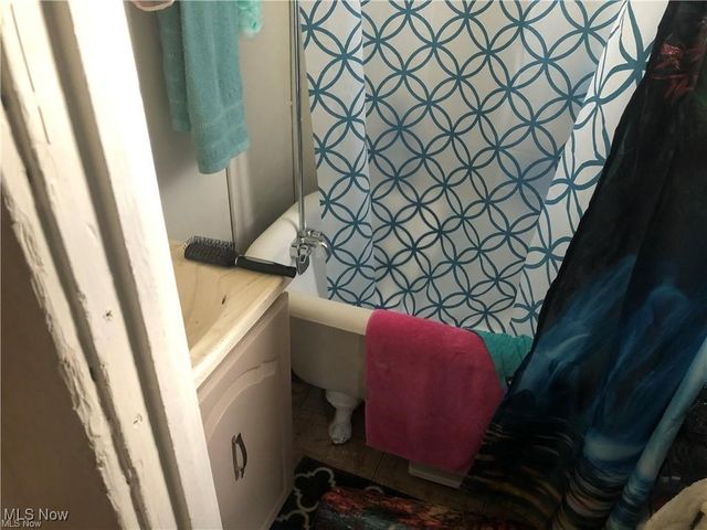 3641 E 49th Street, Cleveland, OH 44105