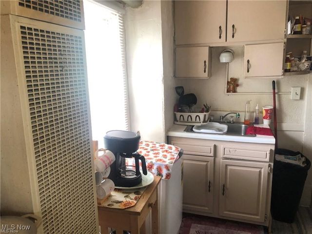 3641 E 49th Street, Cleveland, OH 44105