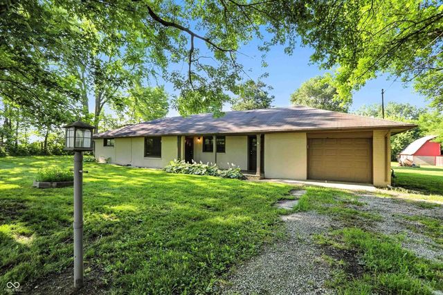 4765 E 200 N Road, Anderson, IN 46012