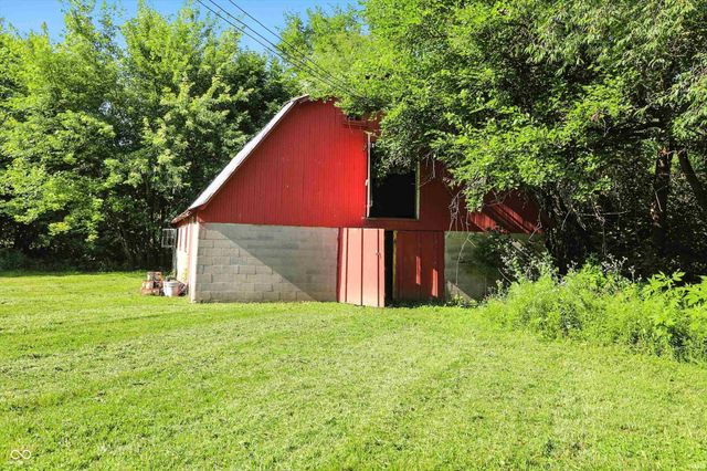 4765 E 200 N Road, Anderson, IN 46012