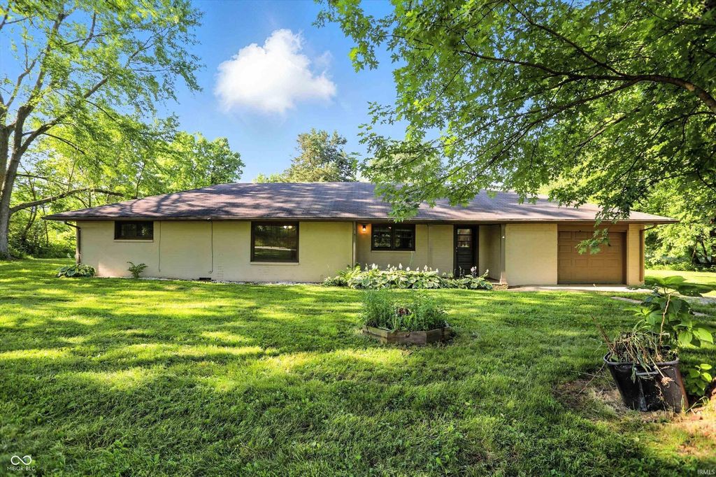 4765 E 200 N Road, Anderson, IN 46012