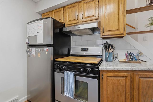 2316 Piedmont Avenue, Duluth, MN 55811