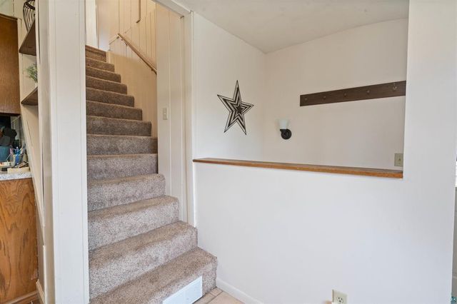 2316 Piedmont Avenue, Duluth, MN 55811
