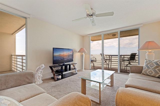 6105 BAHIA DEL MAR CIRCLE 683, St Petersburg, FL 33715