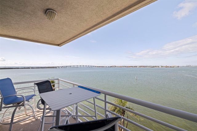 6105 BAHIA DEL MAR CIRCLE 683, St Petersburg, FL 33715