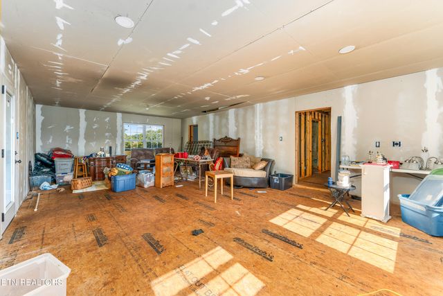 2709 Montvale Rd, Maryville, TN 37803