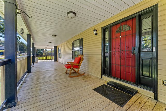 2709 Montvale Rd, Maryville, TN 37803