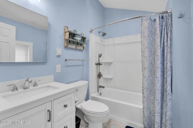 48 Linden Place, Red Bank, NJ 07701