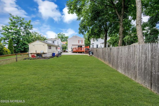 48 Linden Place, Red Bank, NJ 07701