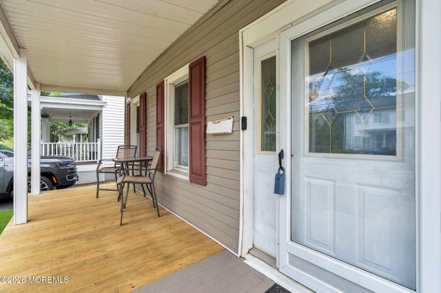 48 Linden Place, Red Bank, NJ 07701