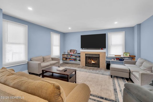 48 Linden Place, Red Bank, NJ 07701