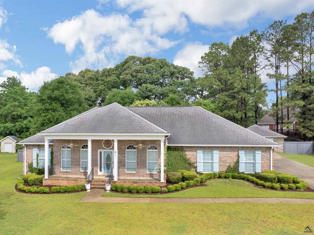 251 Hathersage Drive, Kathleen, GA 31047