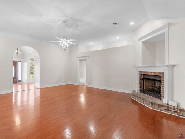 251 Hathersage Drive, Kathleen, GA 31047