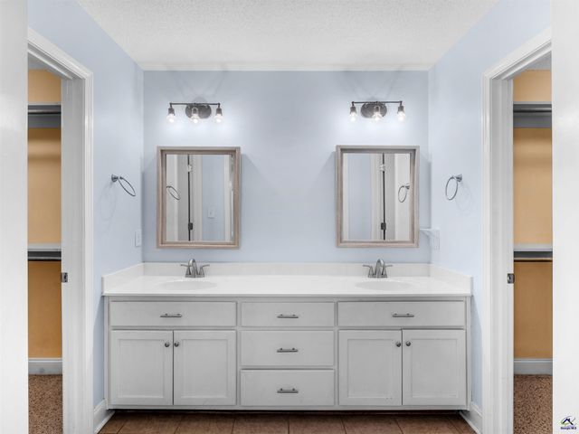 251 Hathersage Drive, Kathleen, GA 31047