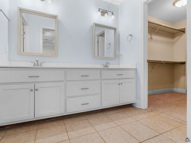 251 Hathersage Drive, Kathleen, GA 31047