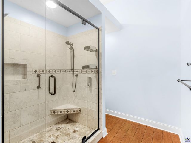 251 Hathersage Drive, Kathleen, GA 31047