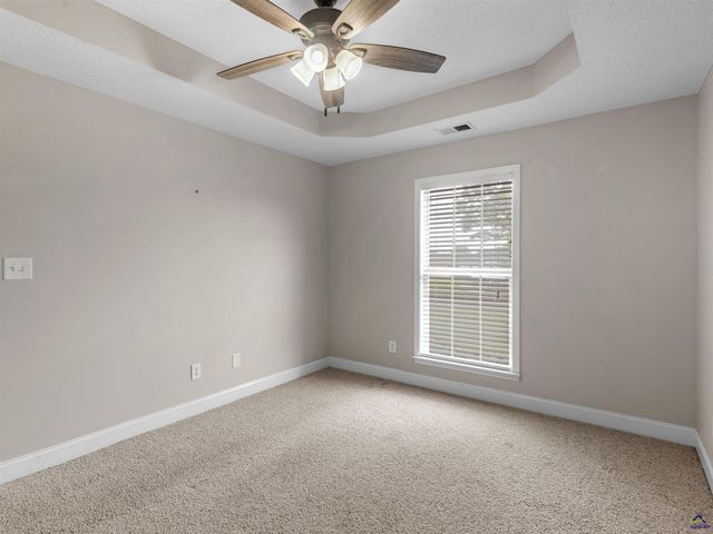 251 Hathersage Drive, Kathleen, GA 31047