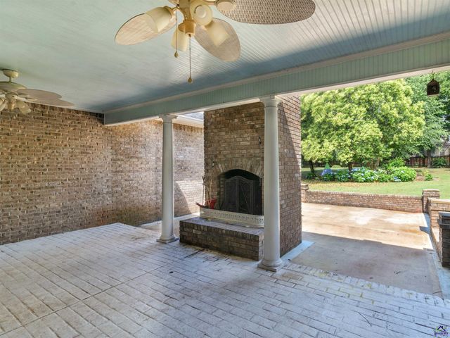 251 Hathersage Drive, Kathleen, GA 31047