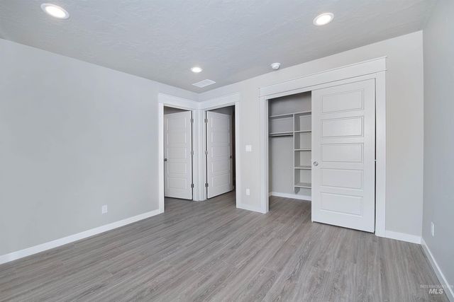 1211 Phillips Circle, Ontario, OR 97914
