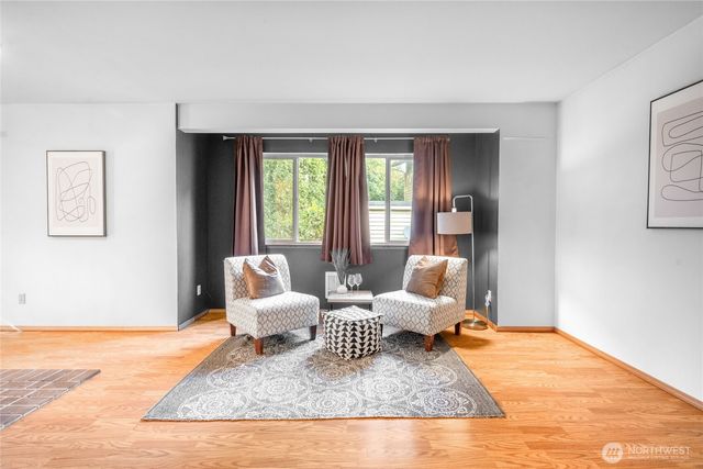 5600 Wisteria Lane NE, Bremerton, WA 98311