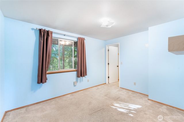 5600 Wisteria Lane NE, Bremerton, WA 98311