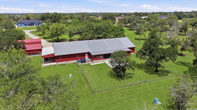 171 Inwood, Poteet, TX 78065