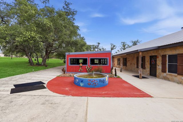 171 Inwood, Poteet, TX 78065
