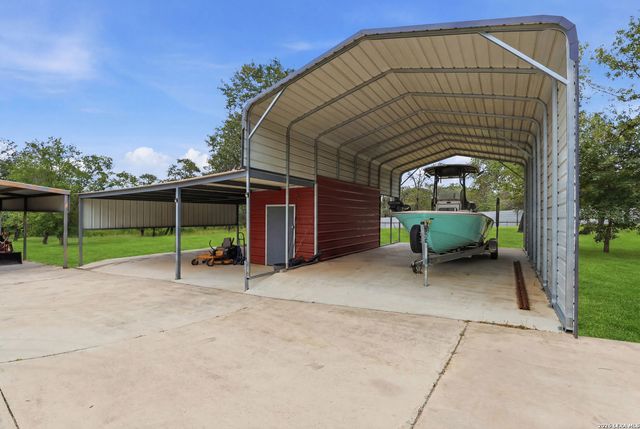171 Inwood, Poteet, TX 78065