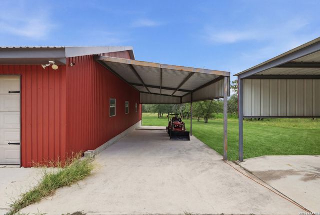 171 Inwood, Poteet, TX 78065