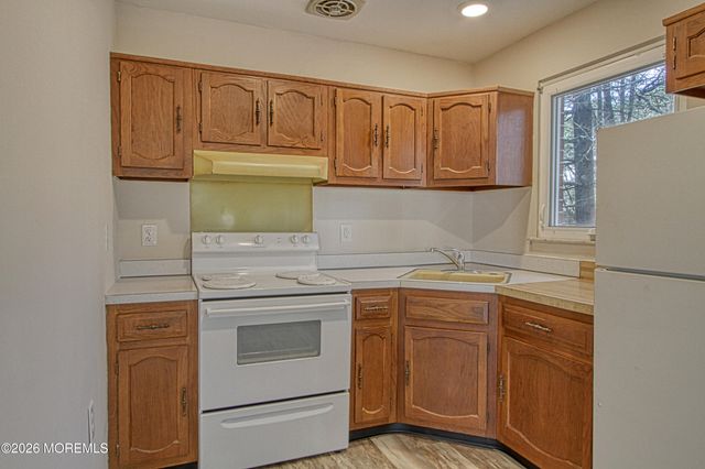 15 Molly Pitcher Boulevard D, Whiting, NJ 08759