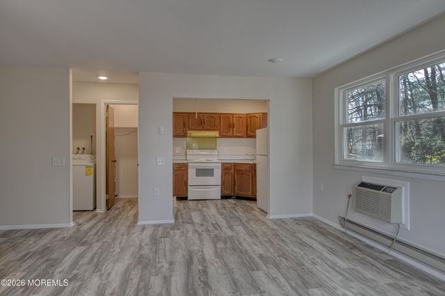15 Molly Pitcher Boulevard D, Whiting, NJ 08759