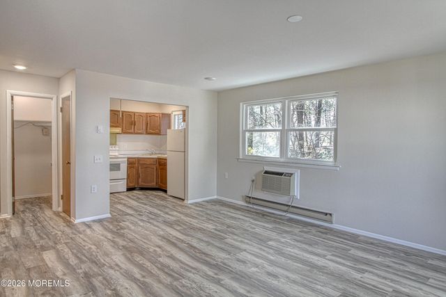 15 Molly Pitcher Boulevard D, Whiting, NJ 08759