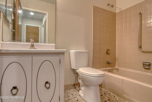 15 Molly Pitcher Boulevard D, Whiting, NJ 08759